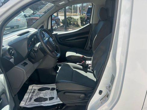 Used 2015 Nissan NV200 S w/ Cruise Control Package image 9