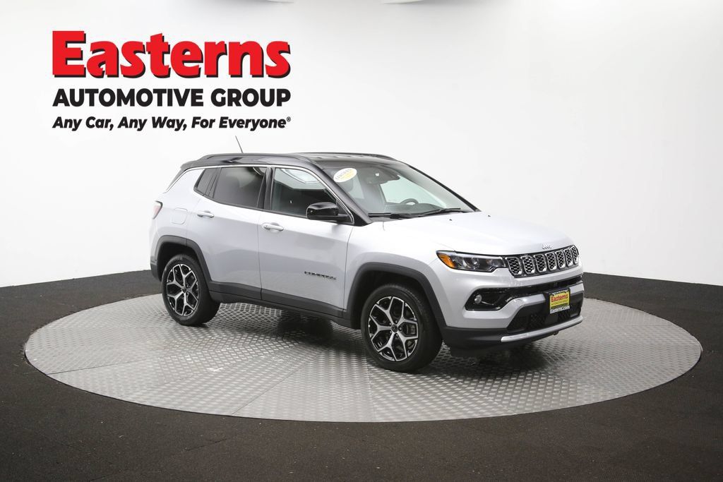Used 2025 Jeep Compass Limited AWD/4WD image 48