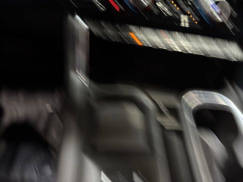 Used 2025 GMC Sierra 3500 Denali w/ Denali Reserve Package image 40