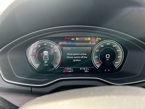 Used 2025 Audi Q5 Prestige w/ Prestige Package image 12