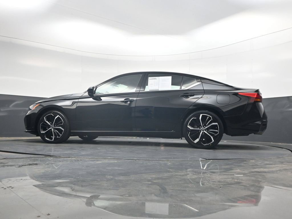 Certified 2024 Nissan Altima 2.5 SR FWD image 38