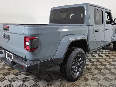 New 2026 Jeep Gladiator Sport image 7