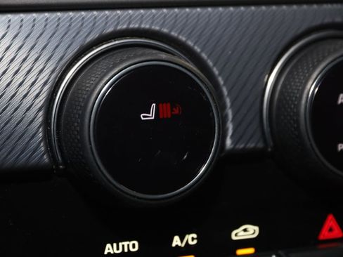 Used 2022 Jaguar F-TYPE R-Dynamic AWD/4WD image 9