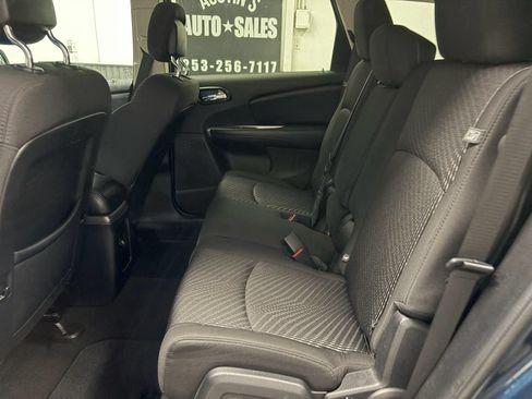 Used 2014 Dodge Journey SXT w/ Flexible Seating Group FWD image 19