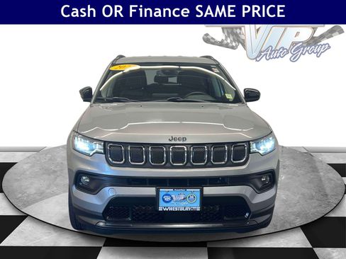 Certified 2022 Jeep Compass Latitude w/ Convenience Group AWD/4WD image 2