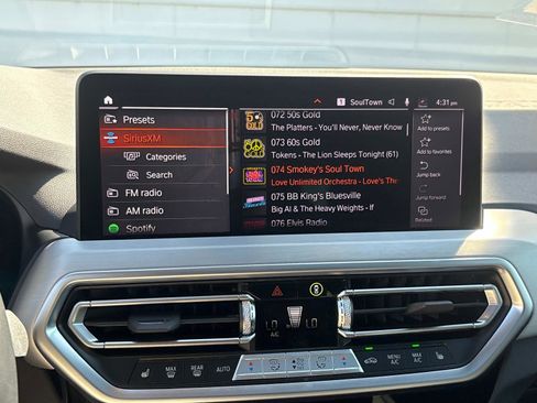 Used 2025 BMW X4 xDrive30i image 19