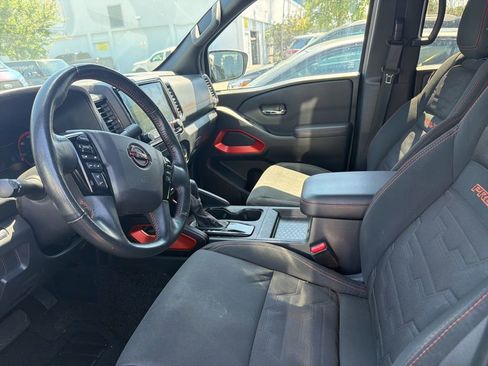 Used 2023 Nissan Frontier Pro-X w/ Technology Package image 11