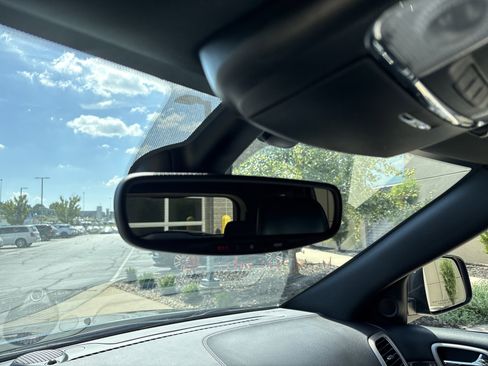 Used 2017 Jeep Grand Cherokee Overland image 27