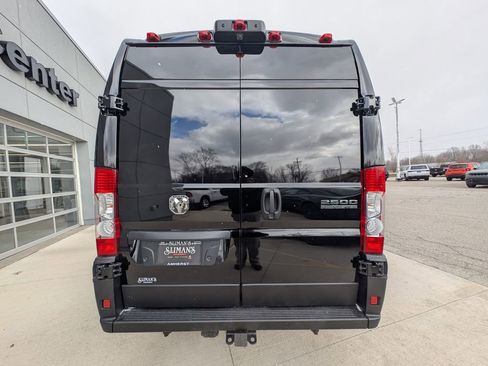 New 2026 RAM ProMaster 2500 image 10