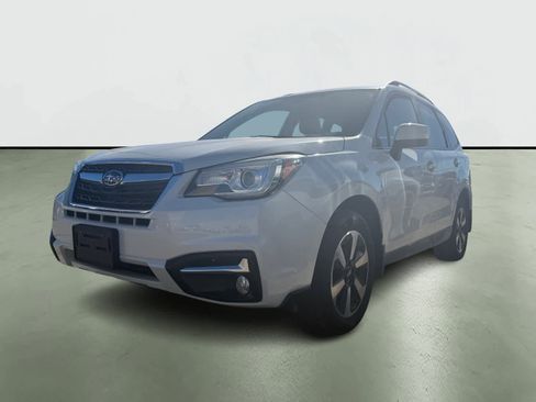 Used 2018 Subaru Forester 2.5i Limited image 2