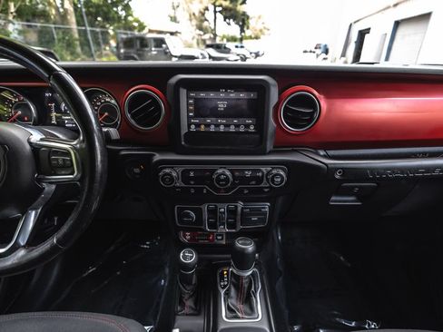 Used 2020 Jeep Wrangler Unlimited Rubicon AWD/4WD image 27