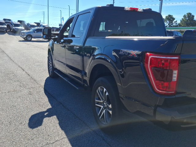 Used 2022 Ford F150 XL w/ STX Appearance Package RWD image 4