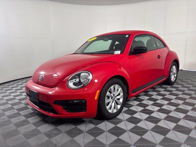 Used 2018 Volkswagen Beetle 2.0T S FWD image 28