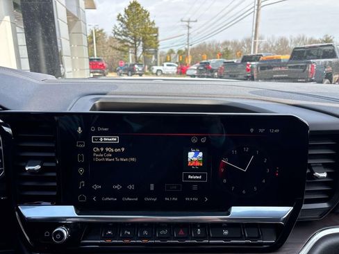 Used 2024 GMC Sierra 1500 SLT w/ SLT Premium Package image 26