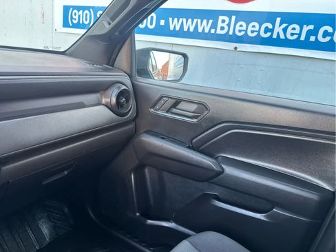 Used 2023 Chevrolet Colorado W/T RWD image 29