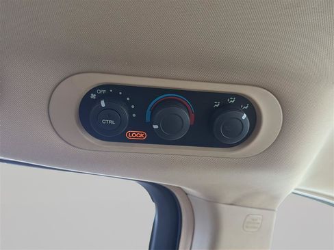 Used 2005 Honda Odyssey EX-L image 19