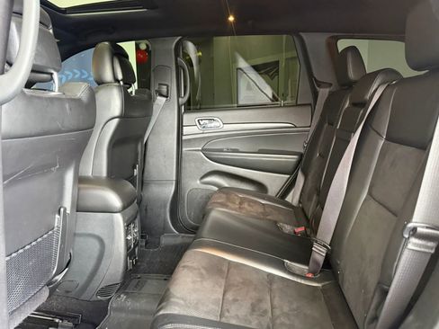 Used 2021 Jeep Grand Cherokee Laredo X AWD/4WD image 27