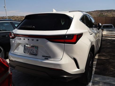 Used 2025 Lexus NX 350h AWD w/ Accessory Package (2T) image 3