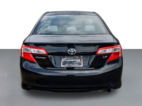 Used 2012 Toyota Camry LE image 50