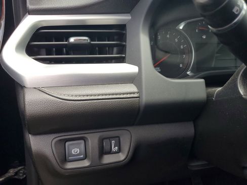 Used 2022 GMC Acadia SLT w/ Preferred Package image 25