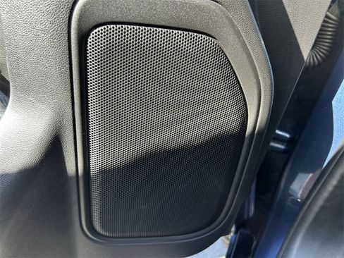 Used 2019 Chevrolet Silverado 1500 Custom Trail Boss w/ Custom Convenience Package image 20