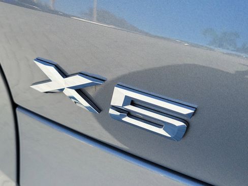 Certified 2024 BMW X5 sDrive40i w/ Premium Package RWD image 6