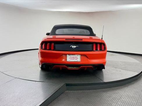 Used 2016 Ford Mustang Premium RWD image 36