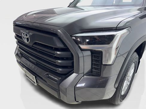 Used 2025 Toyota Tundra SR5 w/ SR5 Premium Package AWD/4WD image 16