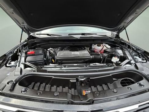 Certified 2025 Chevrolet Tahoe High Country image 33