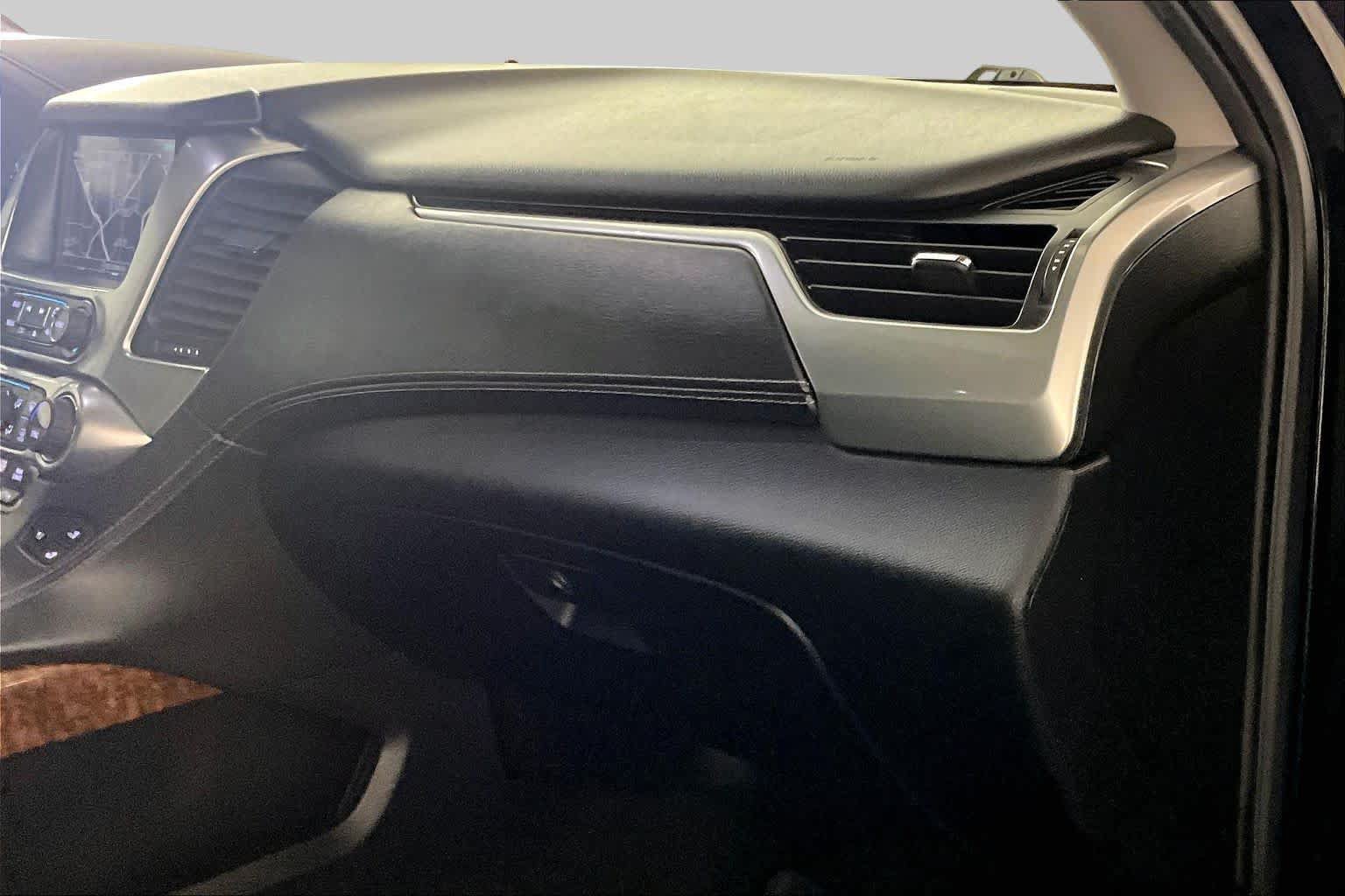 Used 2017 Chevrolet Tahoe Premier AWD/4WD image 17