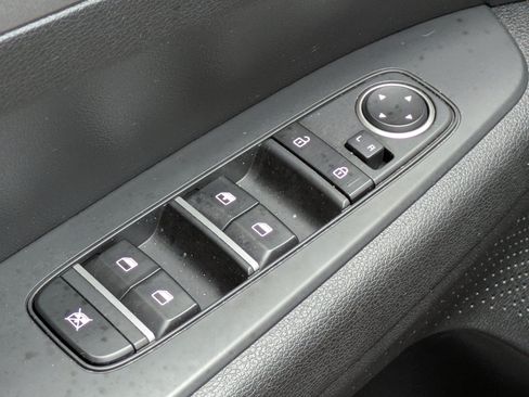 Certified 2021 Kia Forte LXS FWD image 16