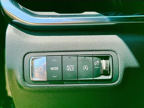 Used 2026 GMC Terrain Elevation w/ Elevation Premium Package FWD image 20