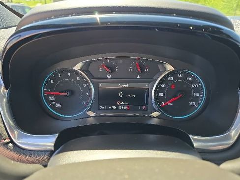 Used 2023 Chevrolet Traverse RS w/ LPO, Floor Liner Package AWD/4WD image 23