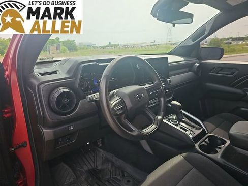 Used 2024 Chevrolet Colorado Trail Boss w/ Advanced Trailering Package AWD/4WD image 10