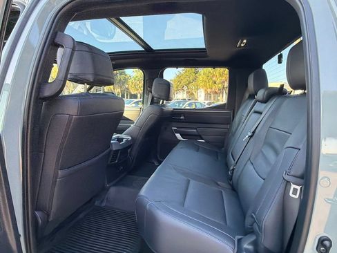 Used 2025 Toyota Tundra Platinum AWD/4WD image 7