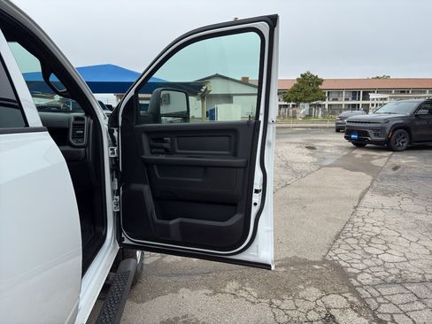 New 2026 RAM 2500 Tradesman AWD/4WD image 14