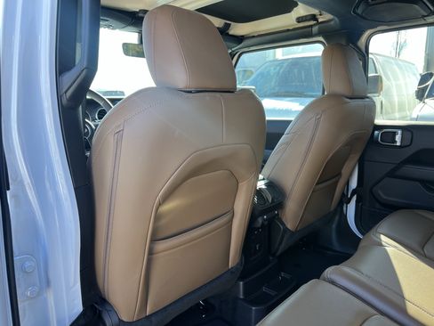 Used 2023 Jeep Wrangler Sahara w/ LED Lighting Group image 36