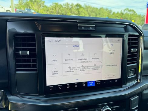 New 2026 Ford F350 Lariat w/ Black Appearance Package image 32