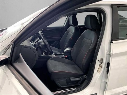 Used 2024 Volkswagen Jetta GLI 40th Anniversary Edition FWD image 27