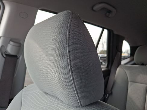 Used 2012 Hyundai Santa Fe GLS image 17