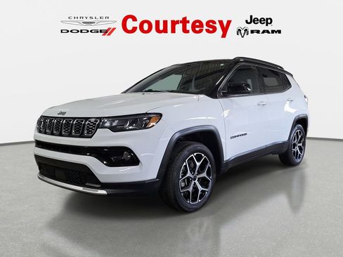 Certified 2025 Jeep Compass Limited image 9