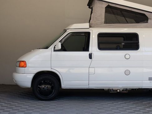 Used 1997 Volkswagen Eurovan Camper FWD image 8