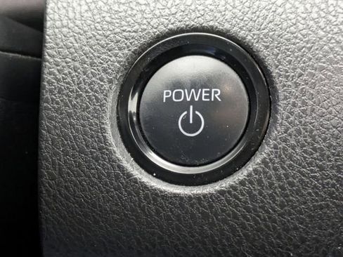 Used 2025 Toyota Camry LE image 17