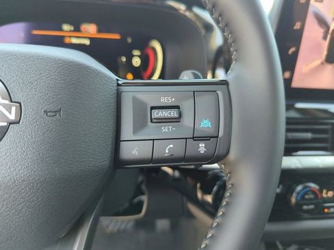 New 2026 Nissan Pathfinder SL FWD image 43
