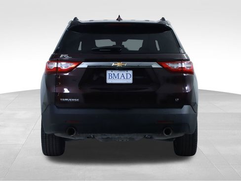 Used 2020 Chevrolet Traverse LT w/ LT Premium Package FWD image 12