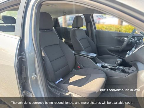 Used 2023 Chevrolet Malibu LT FWD image 15