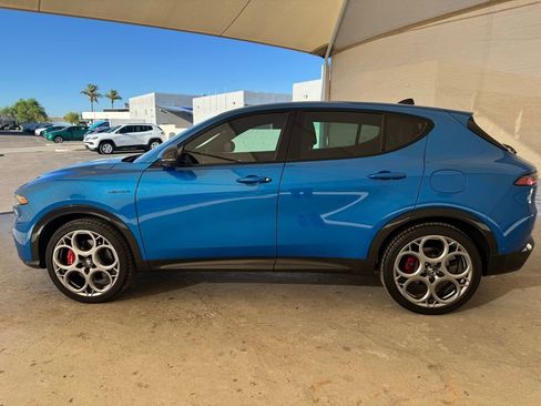 New 2024 Alfa Romeo Tonale Veloce image 7