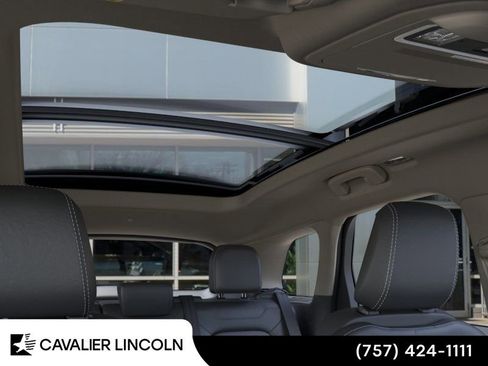 Used 2026 Lincoln Corsair Premiere FWD image 22