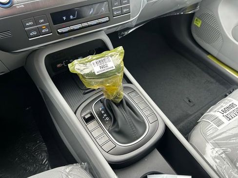 New 2026 Hyundai Kona SEL Sport AWD/4WD image 18