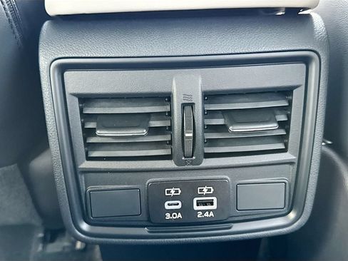 New 2026 Subaru Forester Premium AWD/4WD image 31